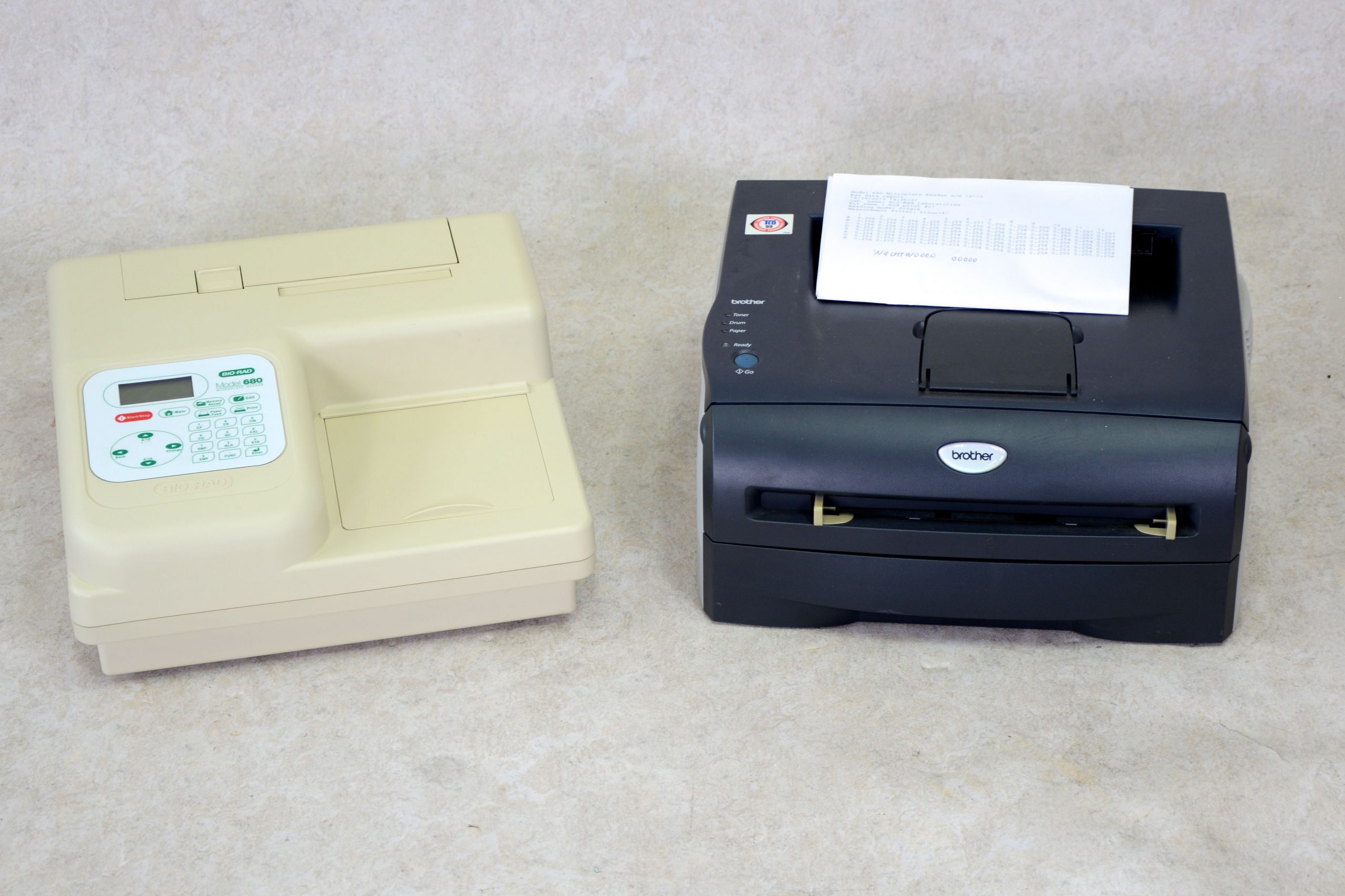 Bio-Rad 680 Microplate reader - Gemini BV