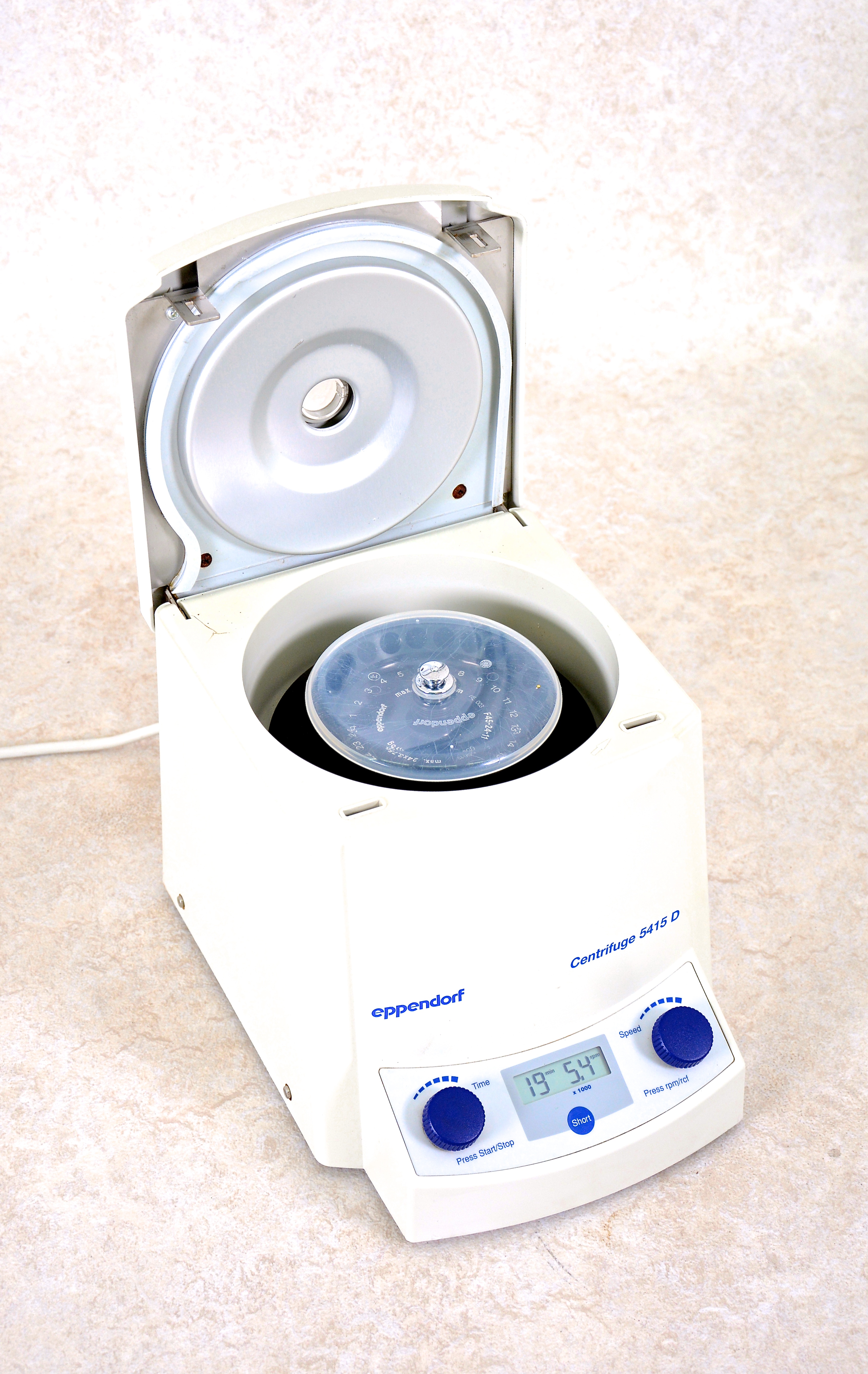 Eppendorf 5415D Centrifuge Gemini BV