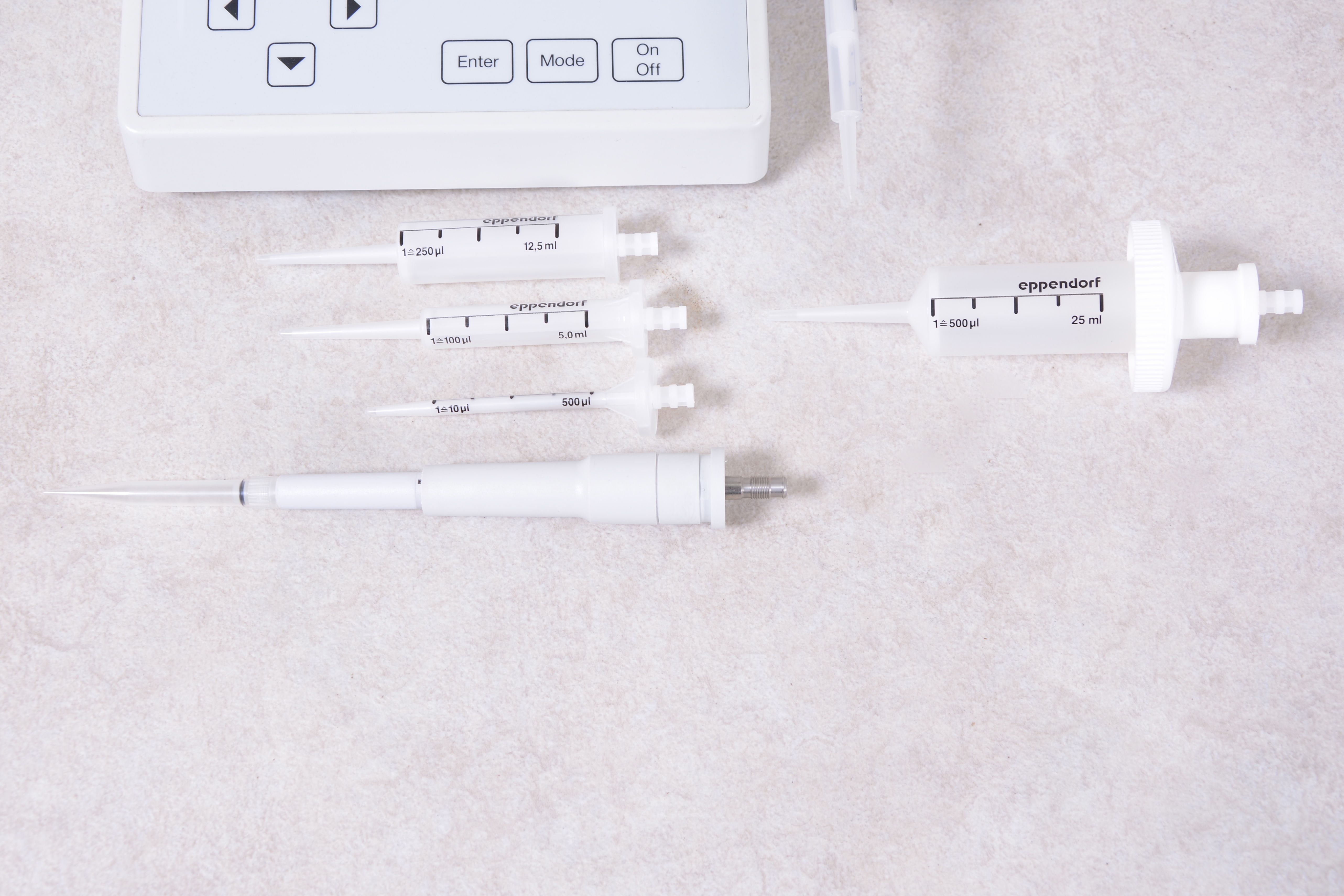 Eppendorf EDOS 5221 Pipetting Machine Gemini BV