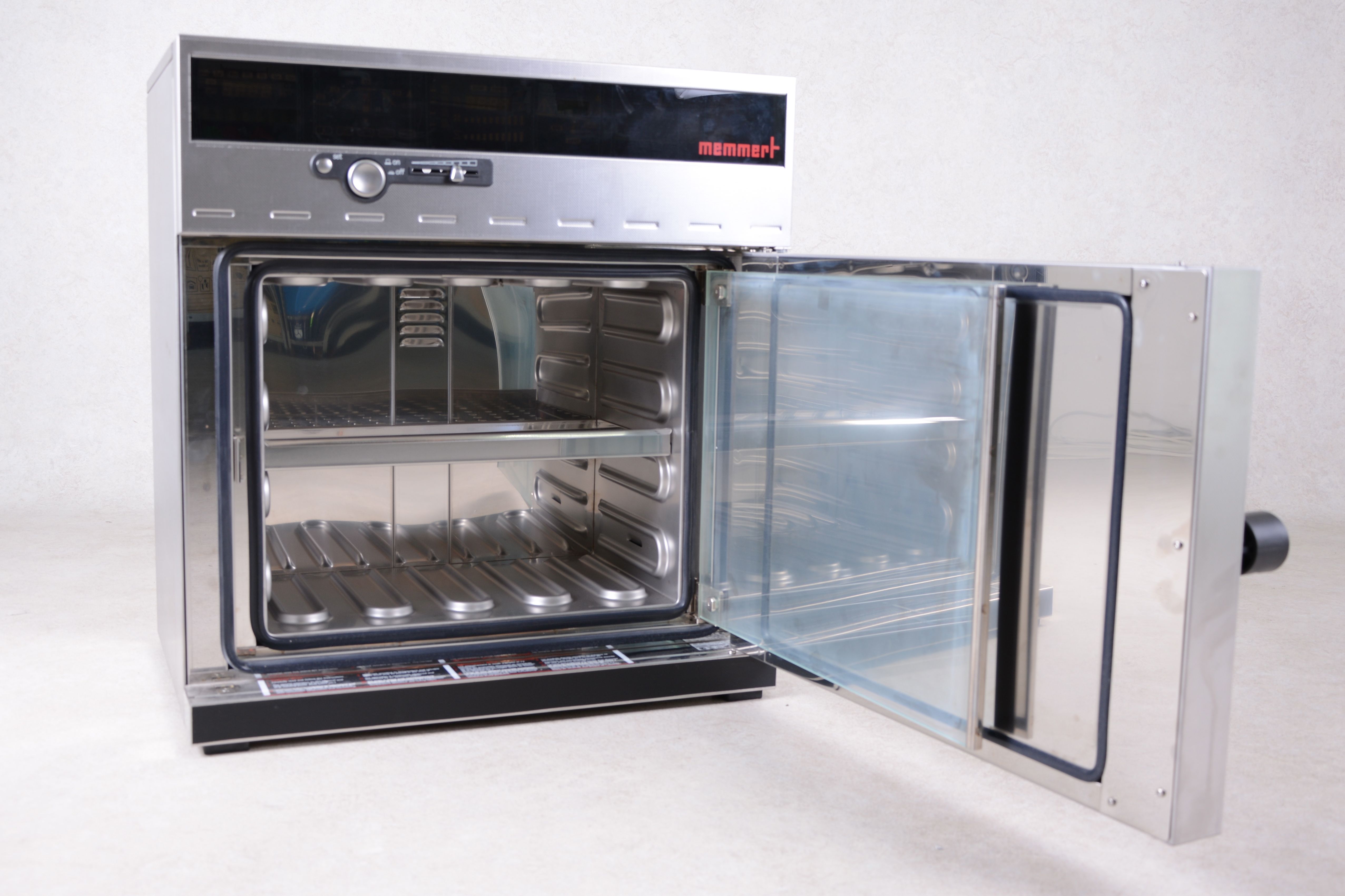 Memmert INB200 Incubator Gemini BV
