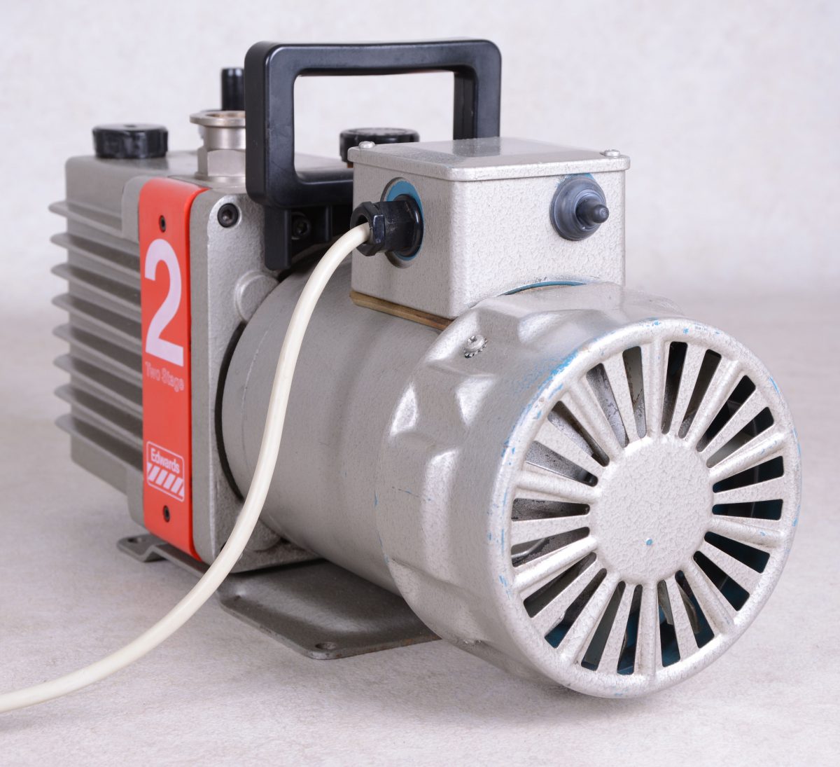 Edwards E2M2 Vacuum pump Gemini BV
