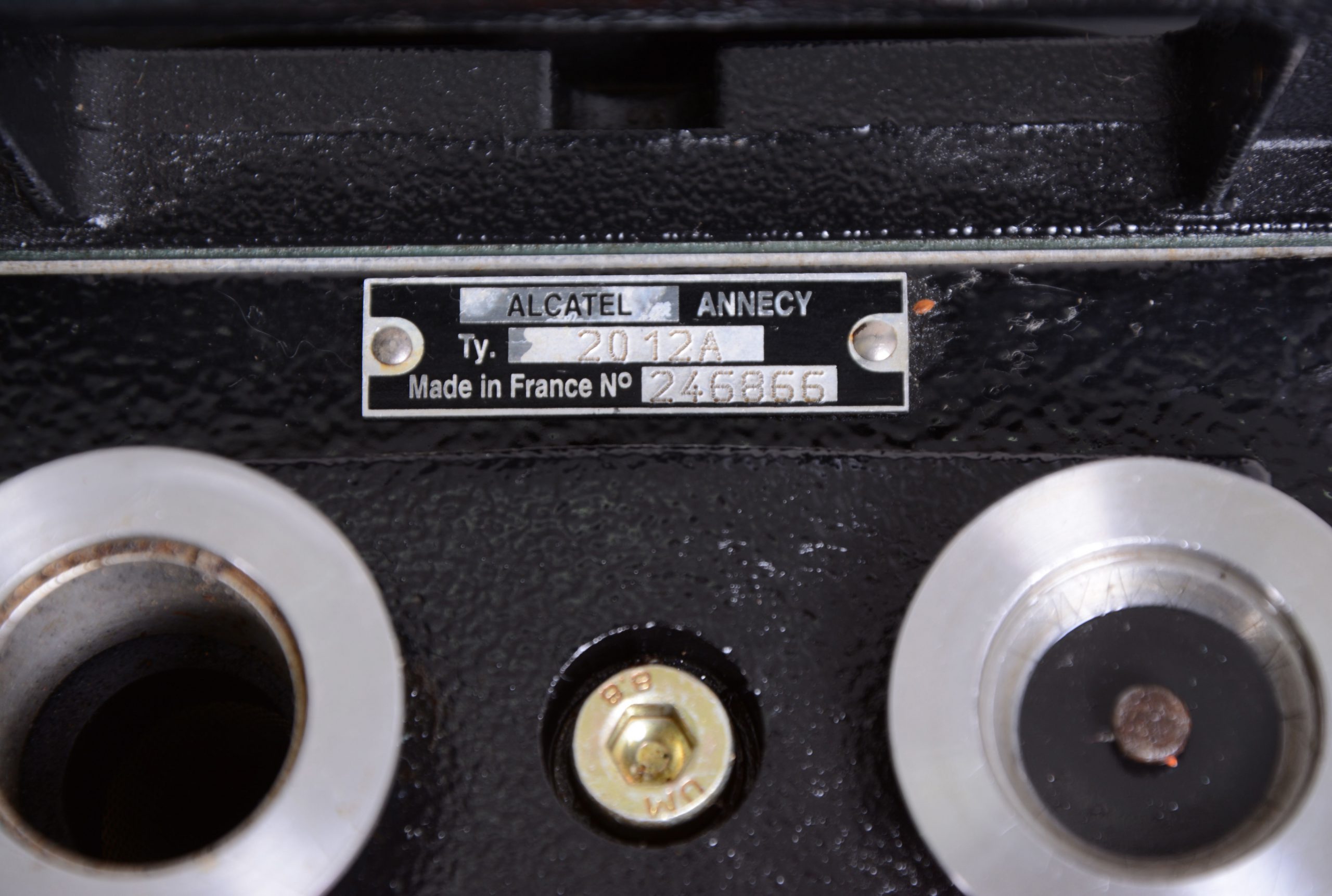 Alcatel 2012A Vacuum Pump Gemini BV