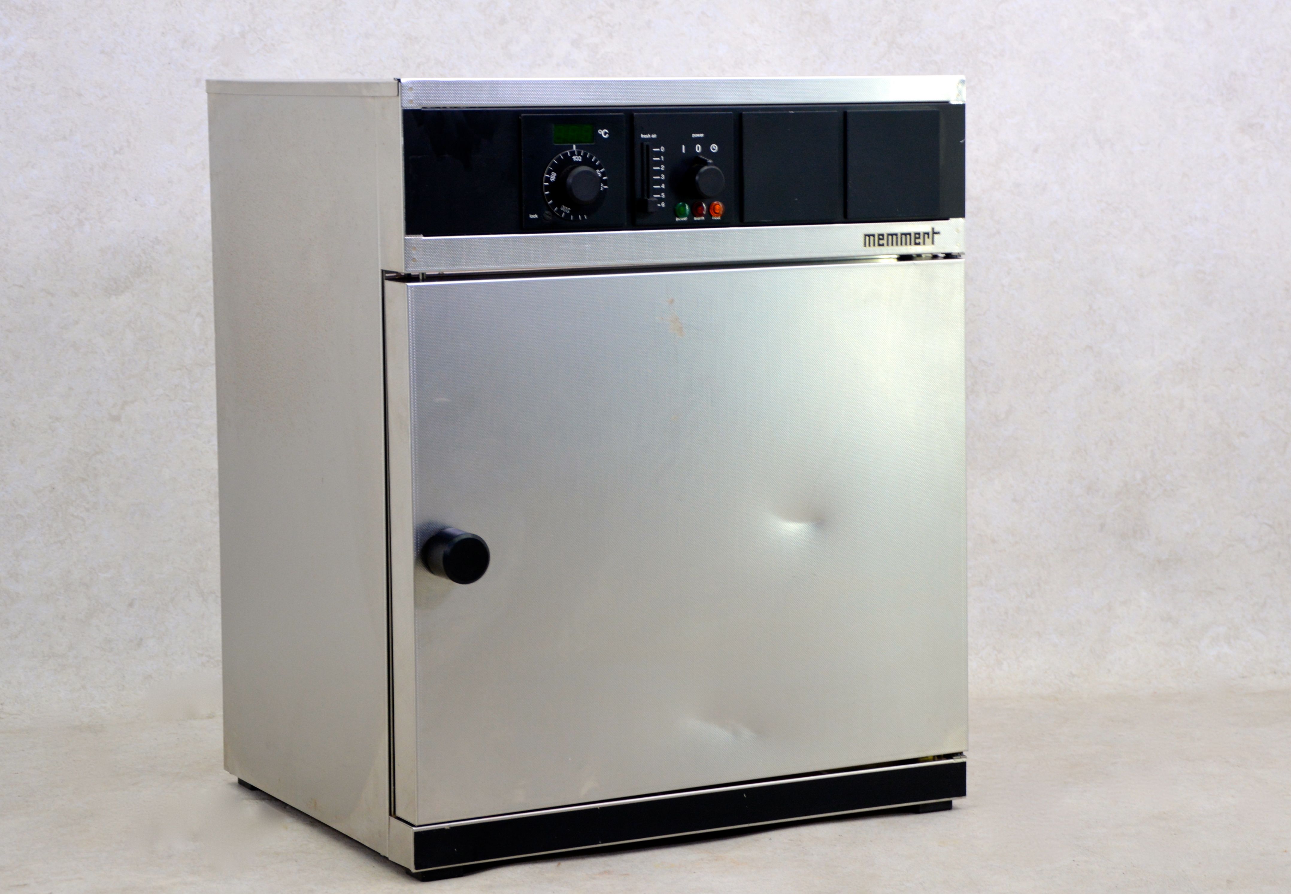 Memmert UM400 oven Gemini BV