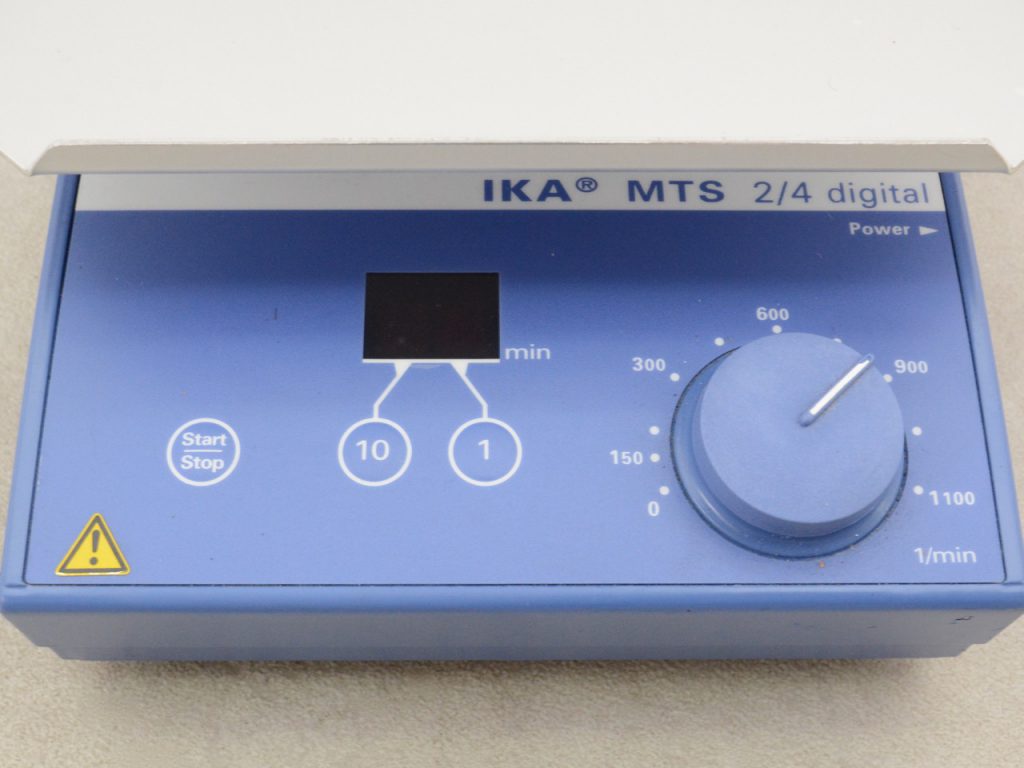IKA MTS 2/4 Digital Orbital shaker for microtiter plates Gemini BV