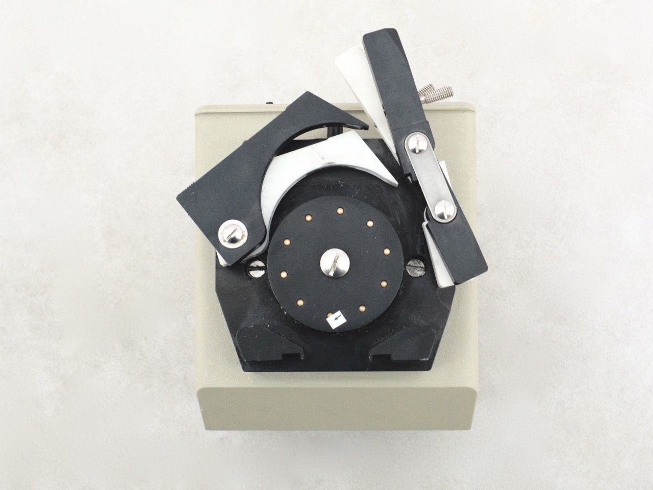 Gilson Minipuls 3 Peristaltic pump Gemini BV