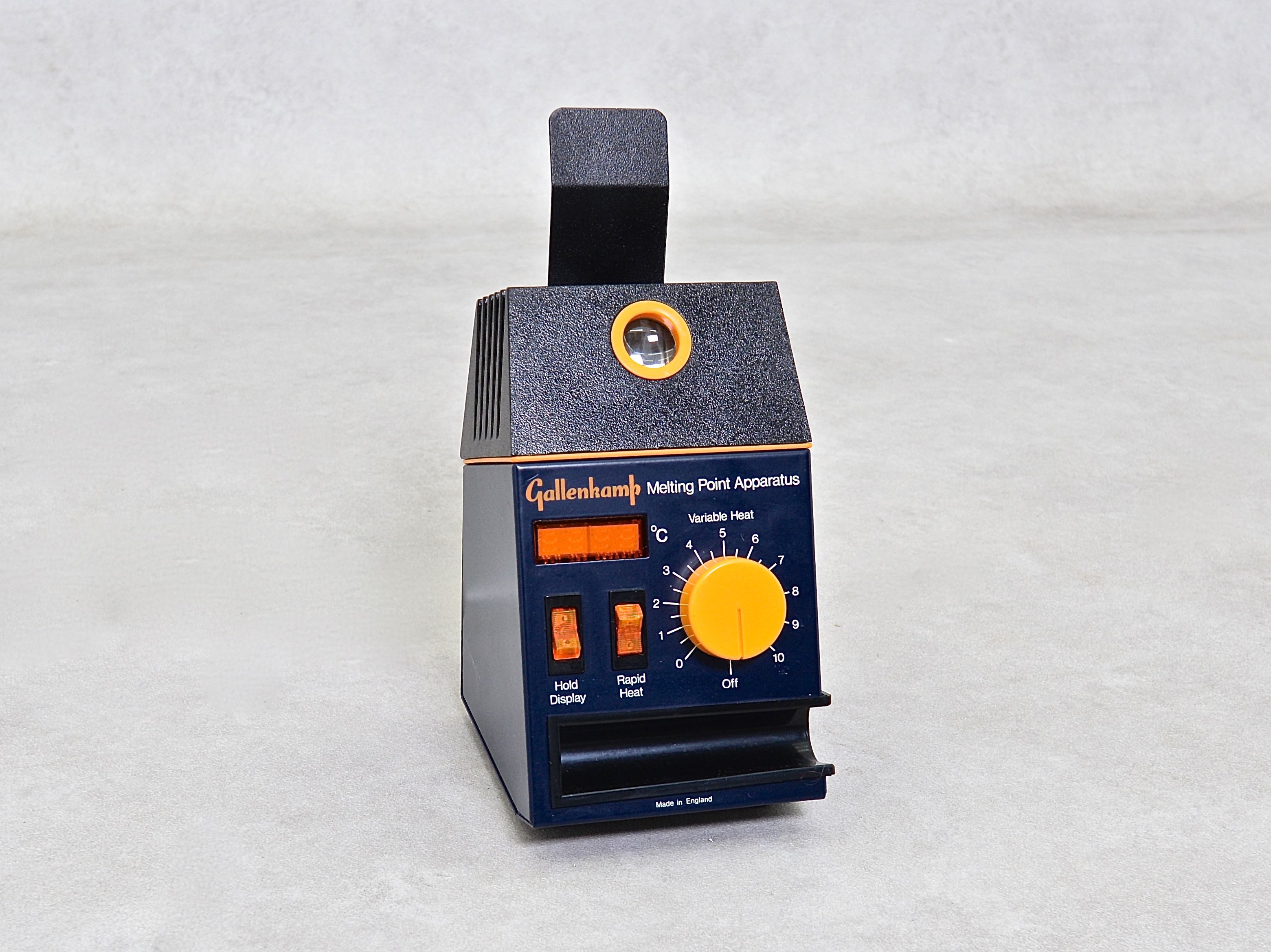 CNYST Melting Point Device Melting Point Test Apparatus With Standard Mercury Thermometer To Measure Temperature Digital Voltmeter Displays Heater