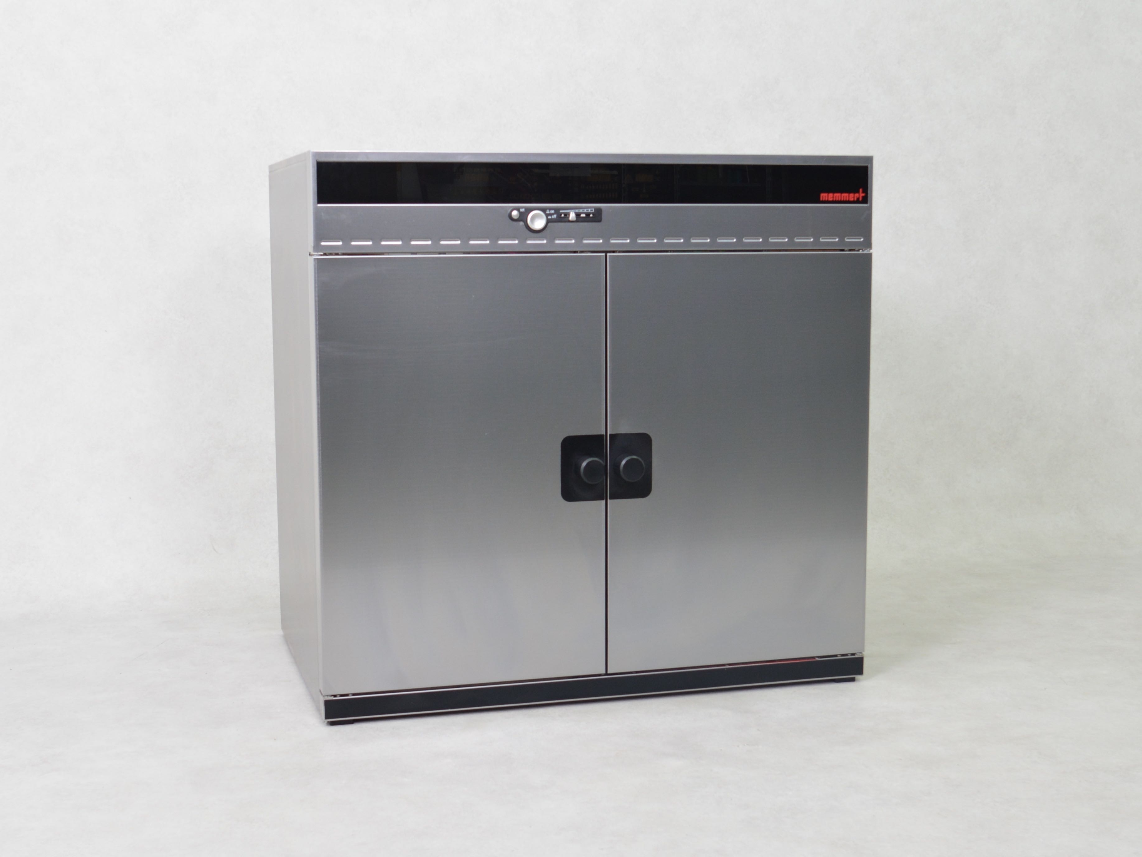Memmert INE600 Incubator Gemini BV
