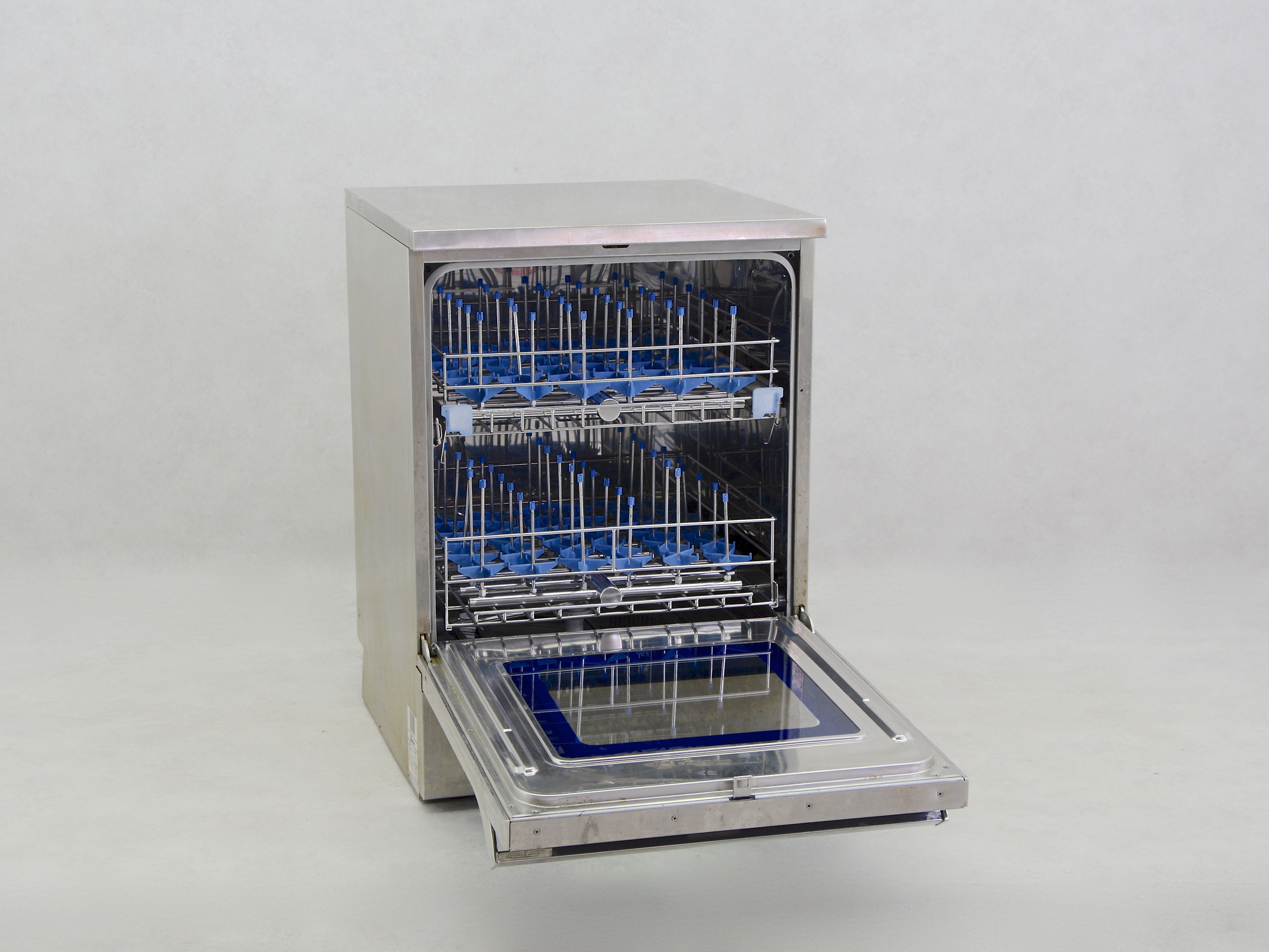 Steelco LAB 500 LCD Dishwasher Gemini BV