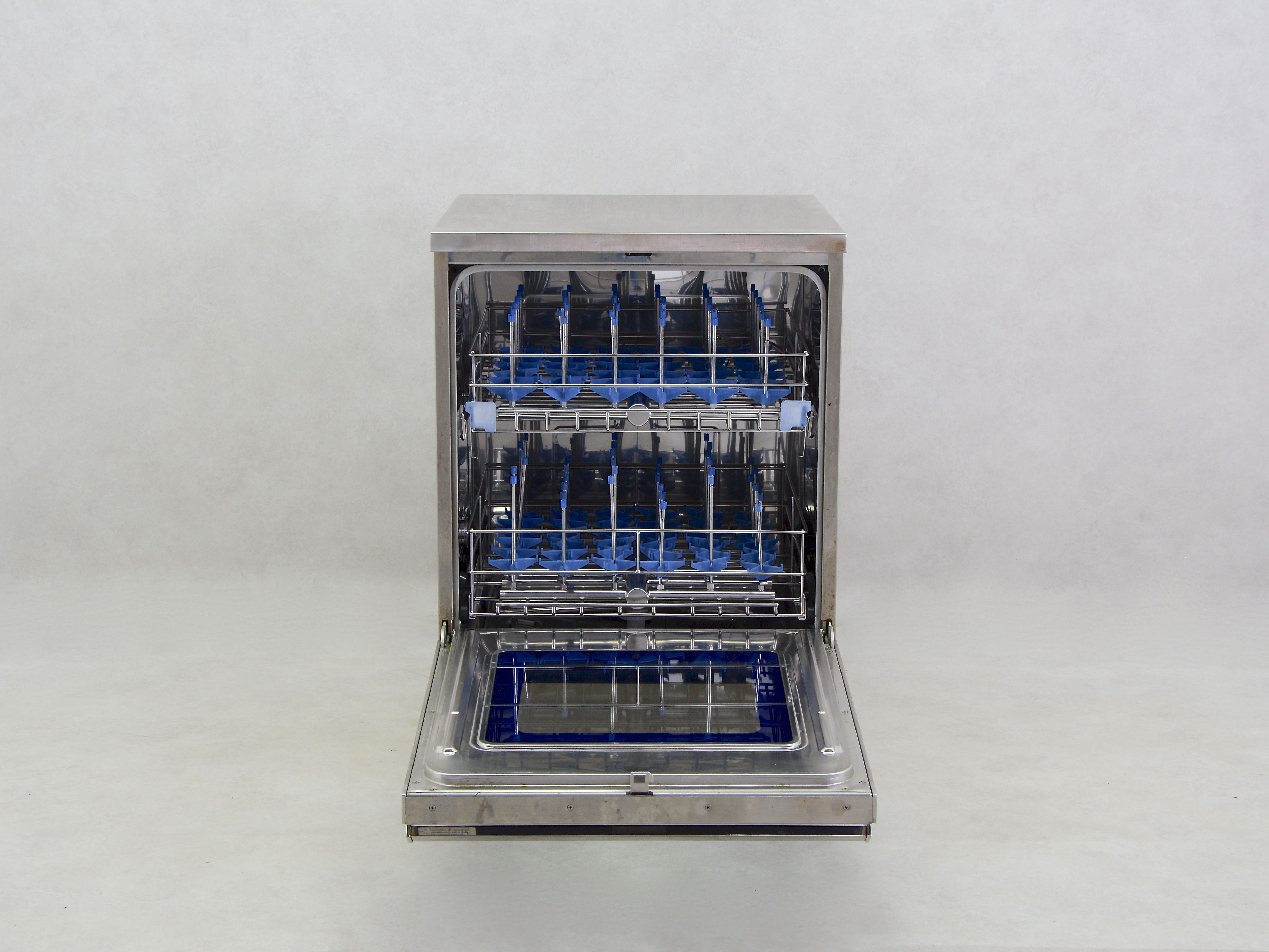 Steelco LAB 500 LCD Dishwasher Gemini BV