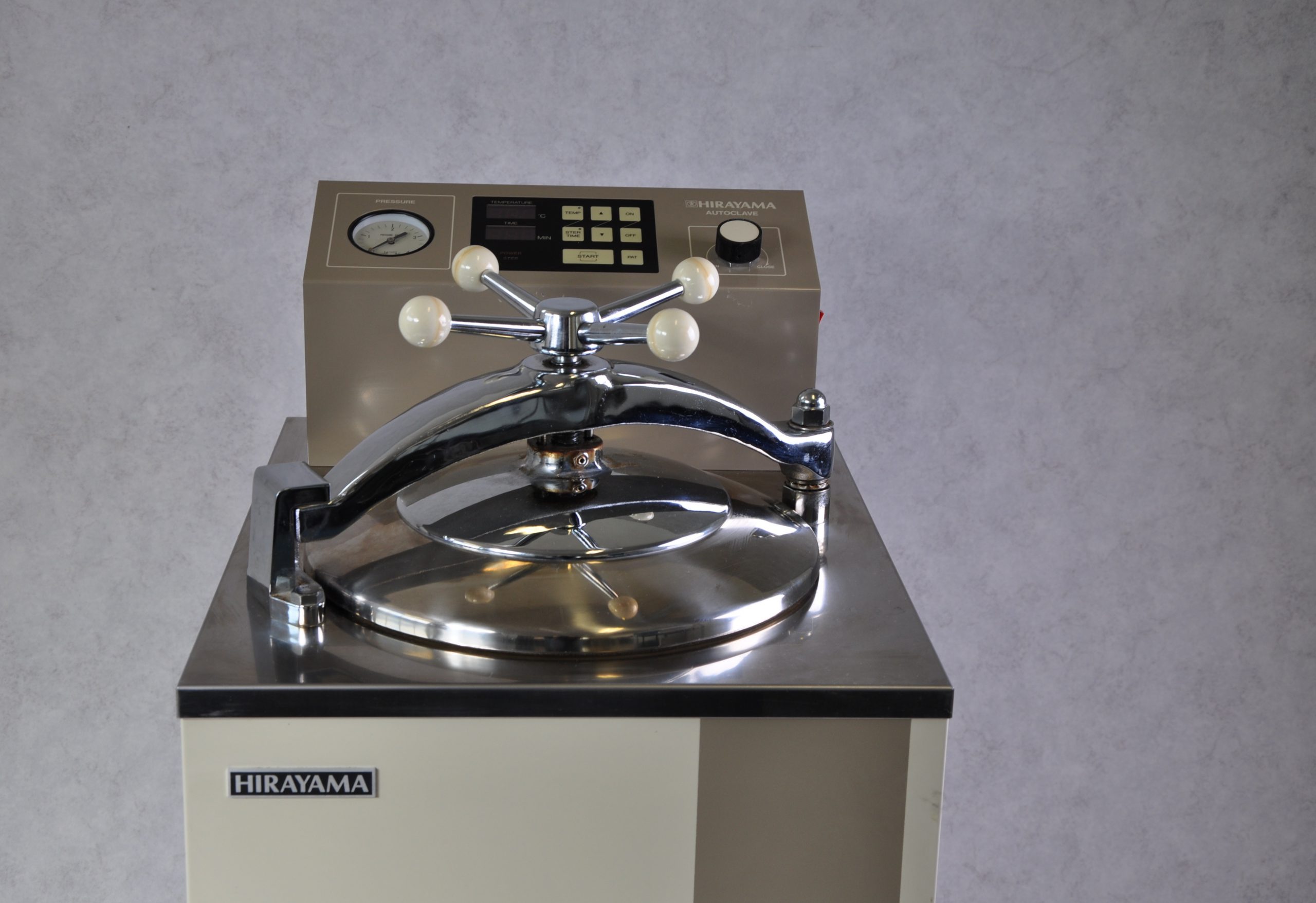 Hirayama HA 300M autoclave Gemini BV