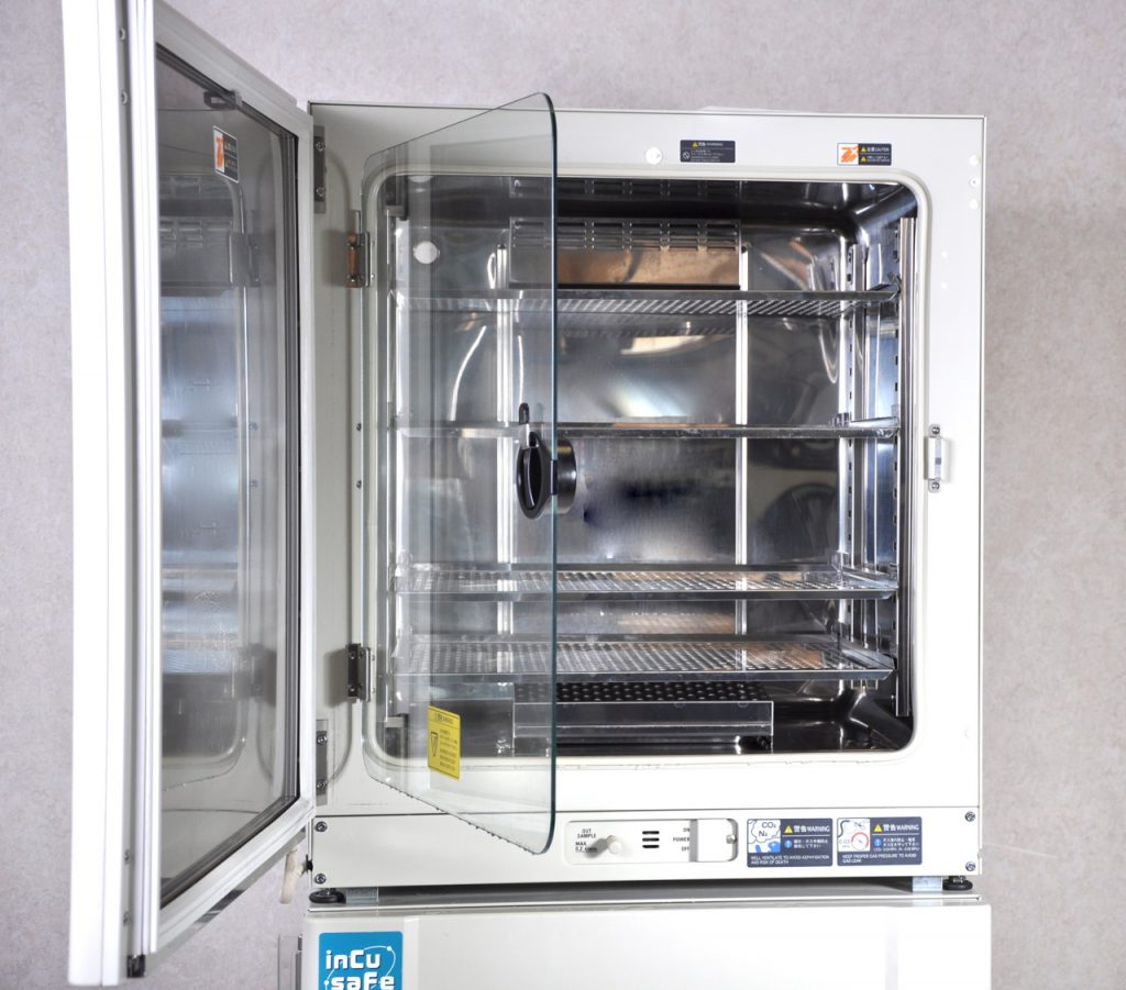 Sanyo MCO20AIC CO2 incubator Gemini BV