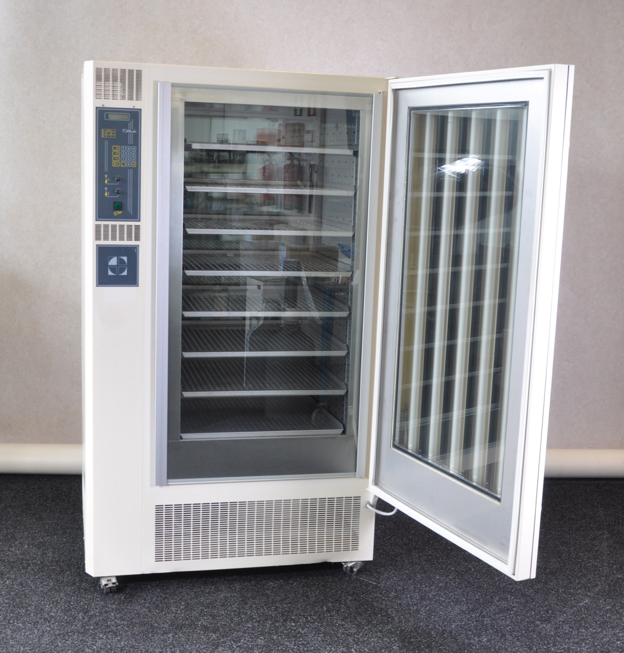 Termaks KBP6395LL cooled incubator with lighting Gemini BV
