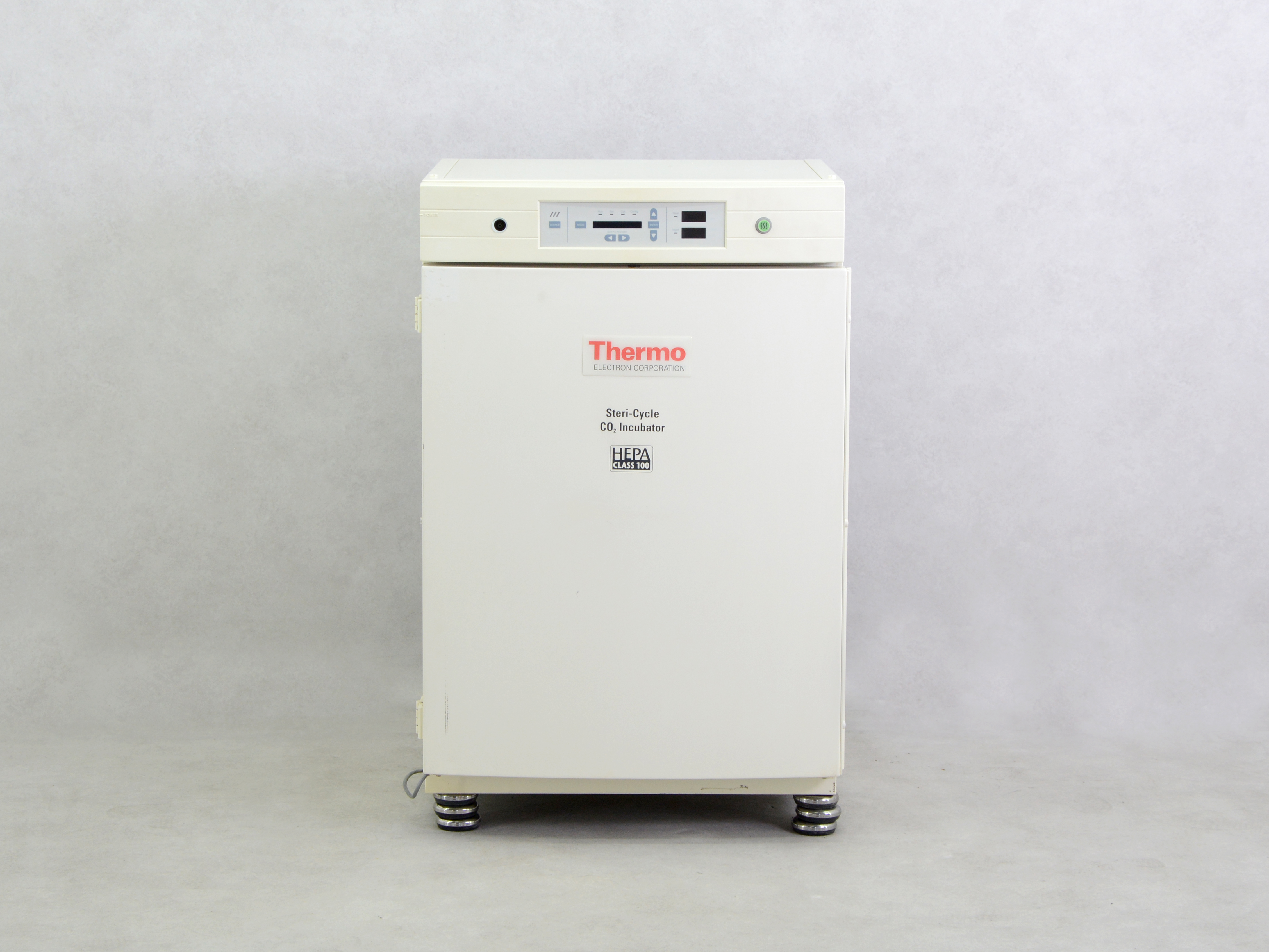 Thermo Scientific 371 CO2 Incubator Gemini BV