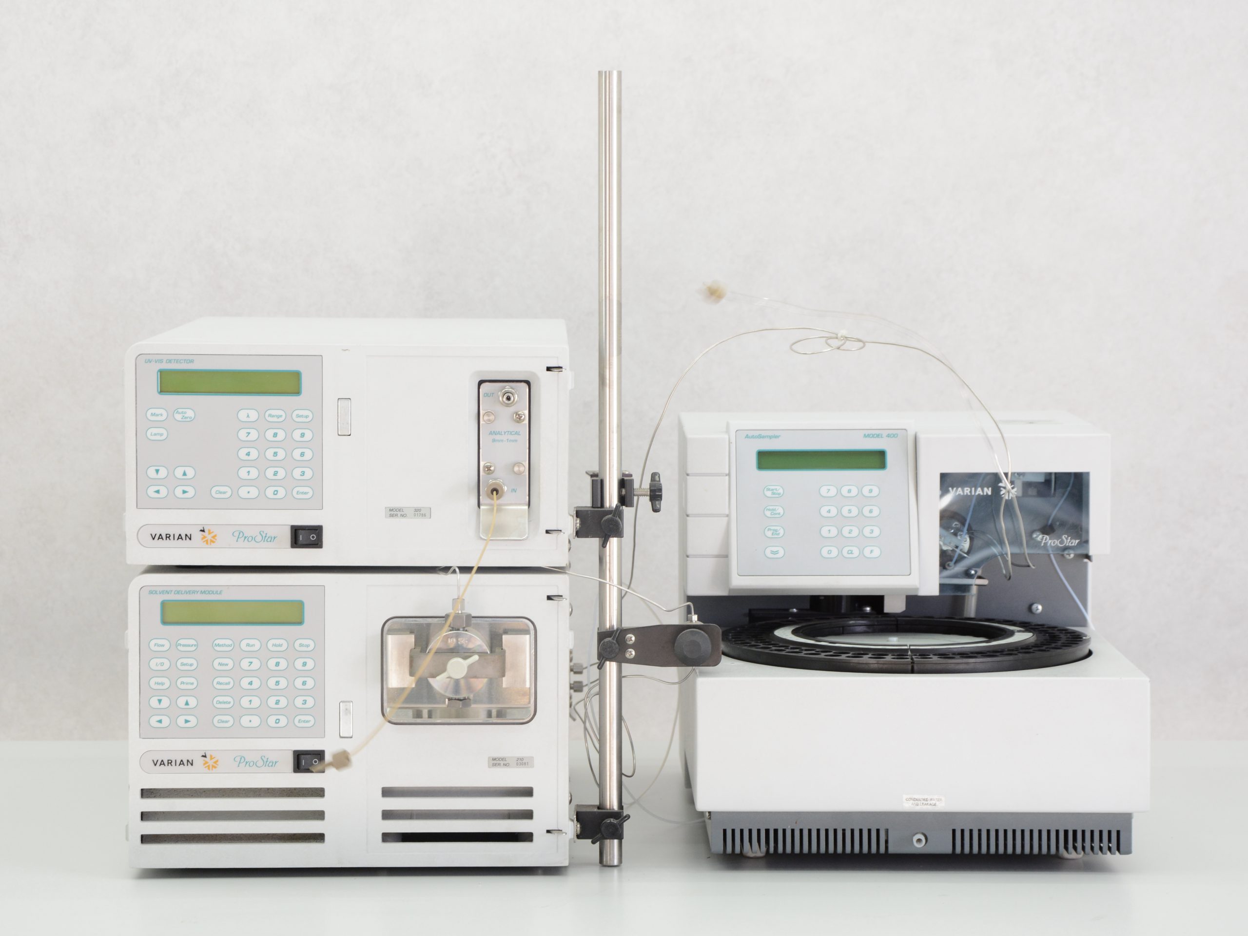 Varian 210 - 320 - 400 HPLC system - Gemini BV