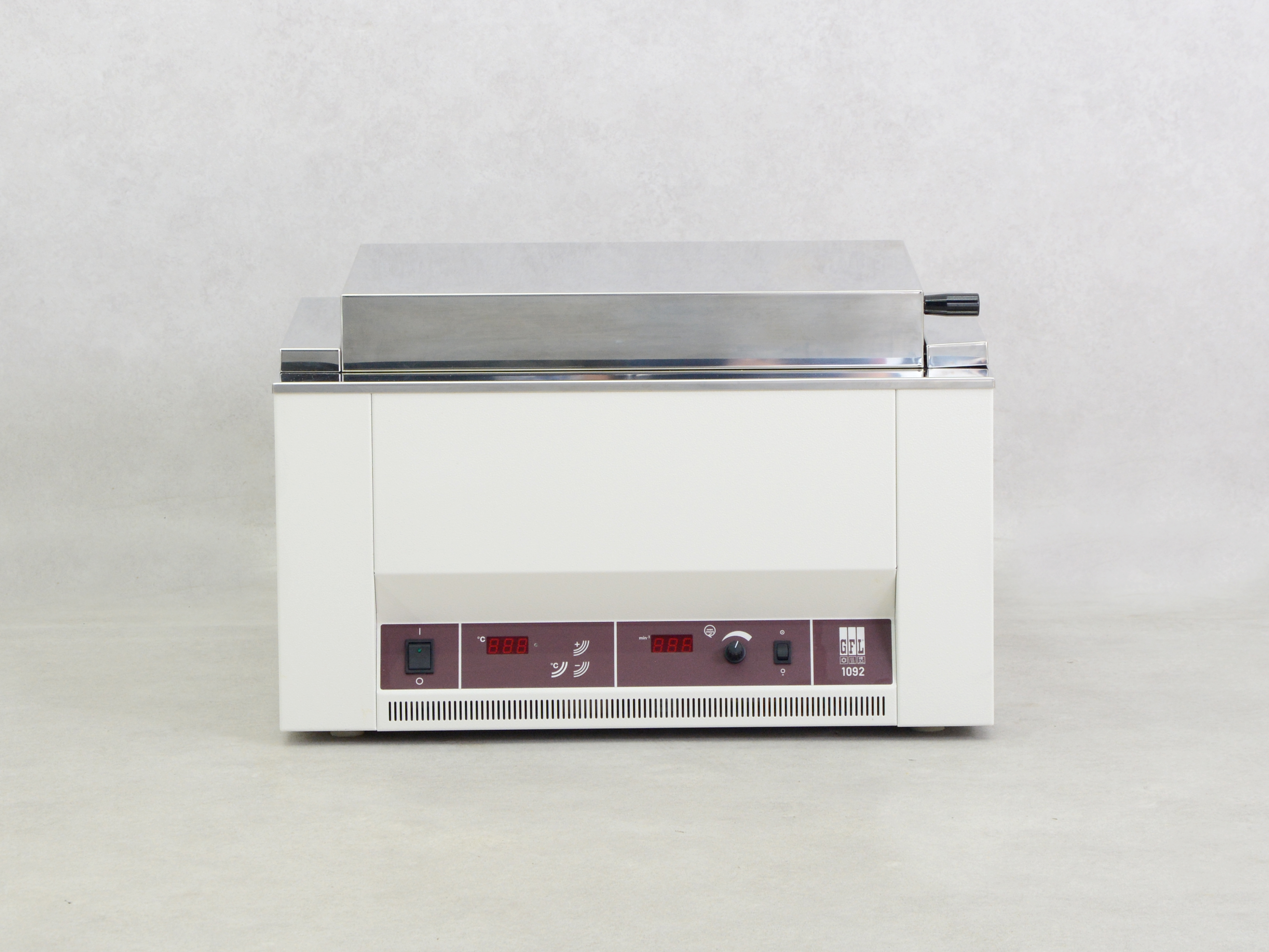 GFL 1092 Water bath with orbital shaker Gemini BV