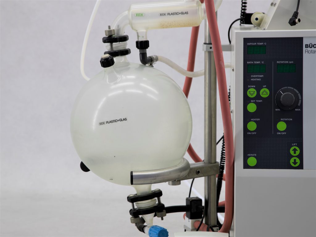 Buchi R-220 Rotary evaporator - Gemini BV