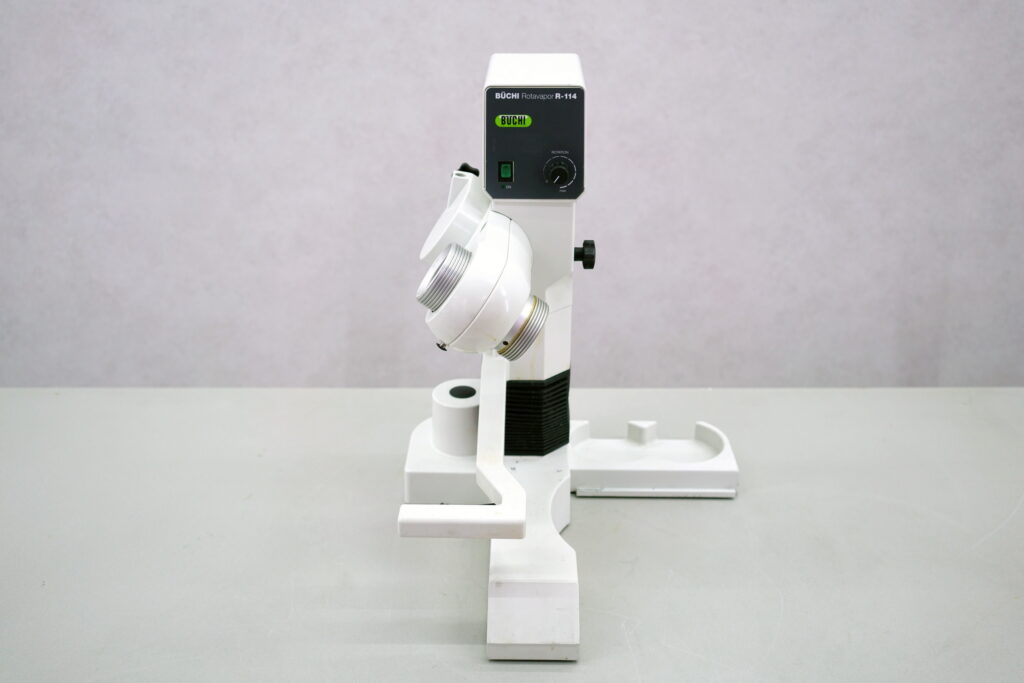 Büchi R-114 rotary evaporator - Gemini BV
