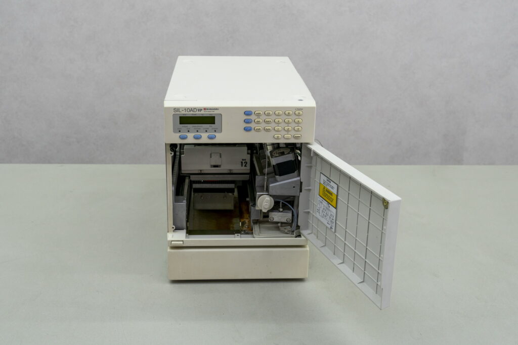 Shimadzu SIL-10ADvp auto injector - Gemini BV