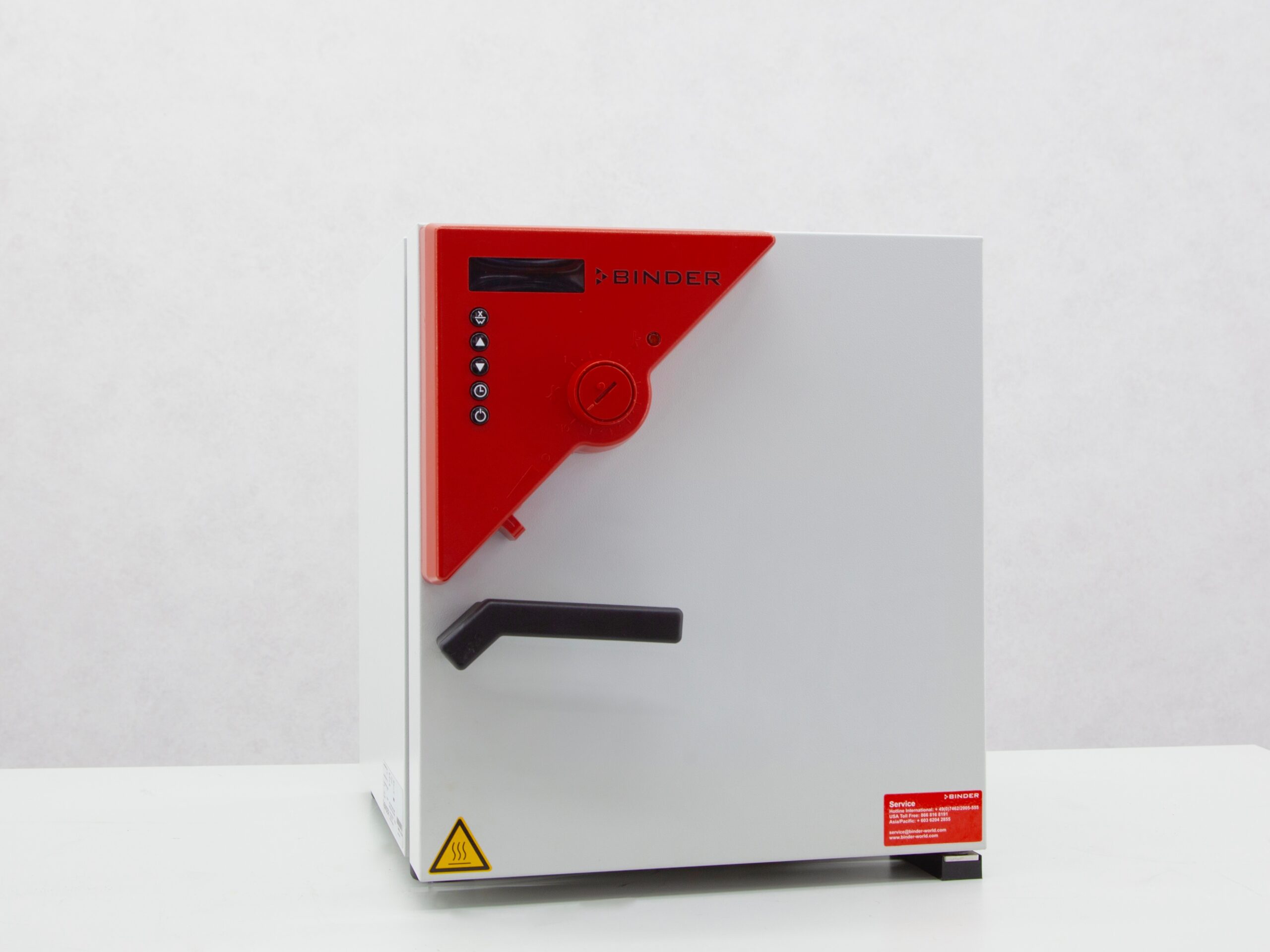 5888 Binder FD23 oven 01