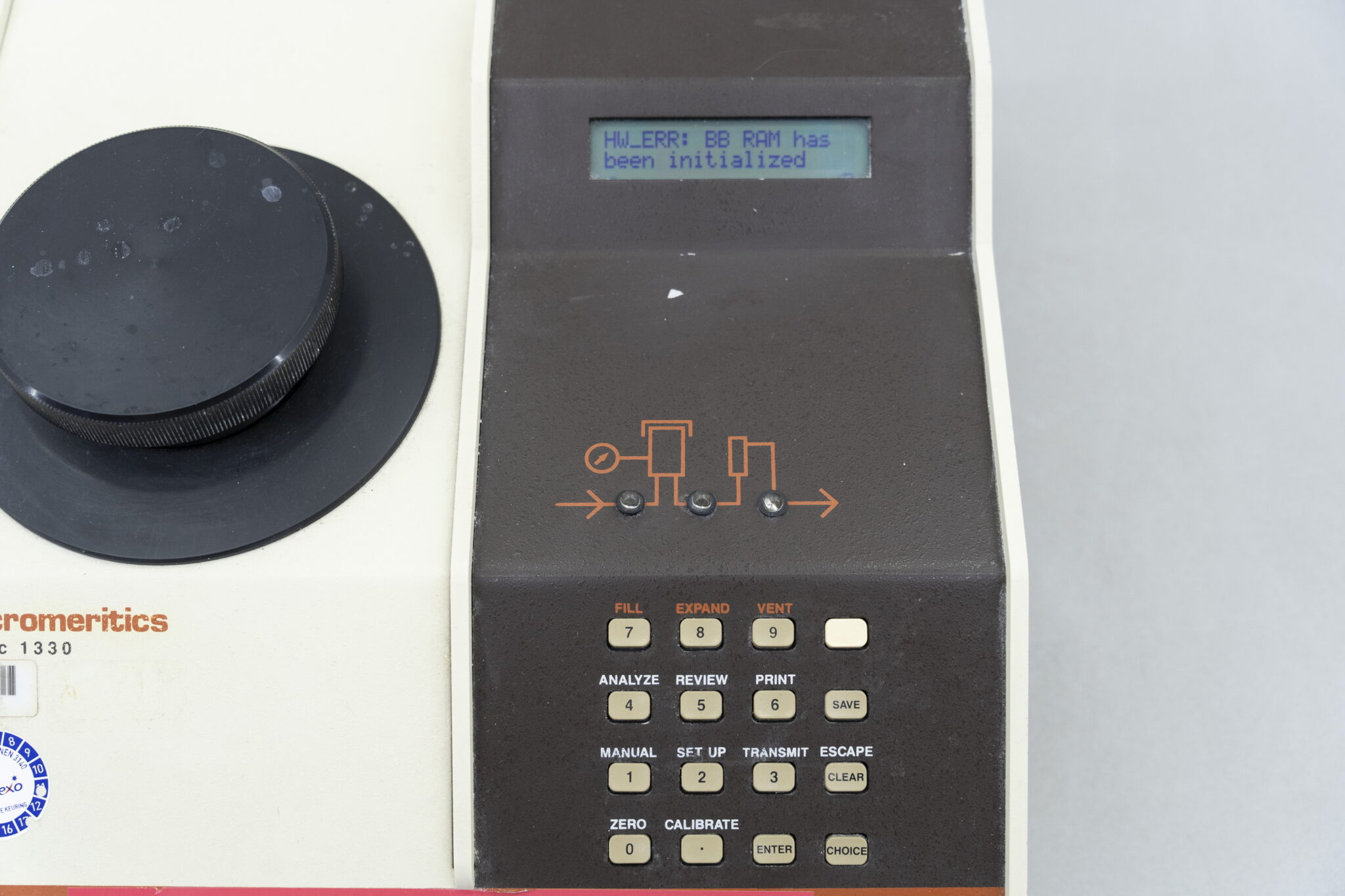 MicroMeritics AccuPyc 1330 Gas Pycnometer - Gemini BV
