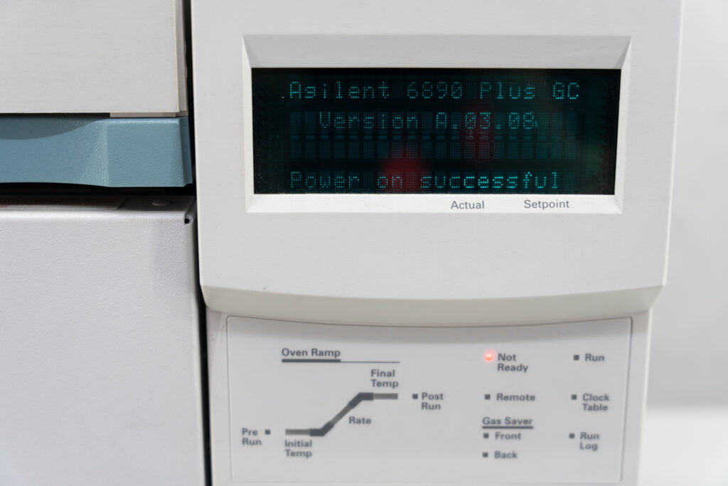 HP Agilent 6890 Plus GC with Auto Sampler injector (G1530A) and ...