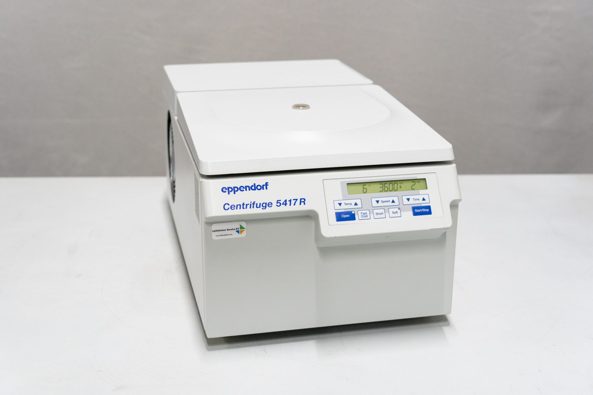 Eppendorf 5417R Refrigerated Benchtop Centrifuge - Gemini BV